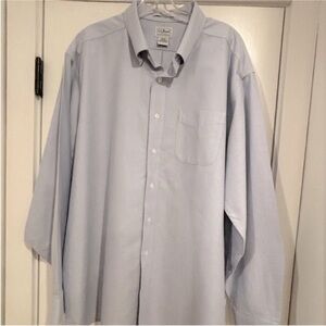 L.L. Bean Men Blue Oxford Button Front Shirt Traditional Fit Wrinkle Free Cotton